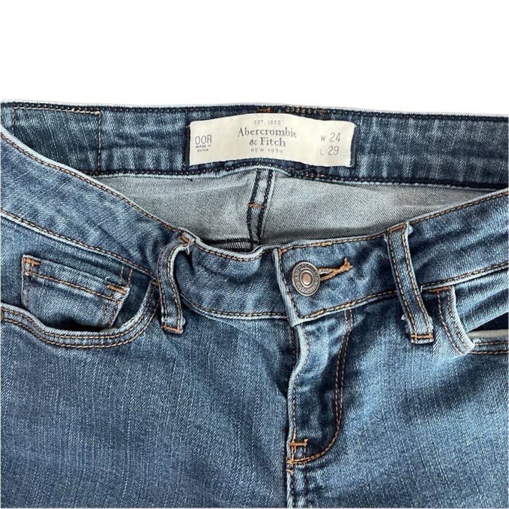Abercrombie & Fitch Skinny Jeans - Picture 5 of 9